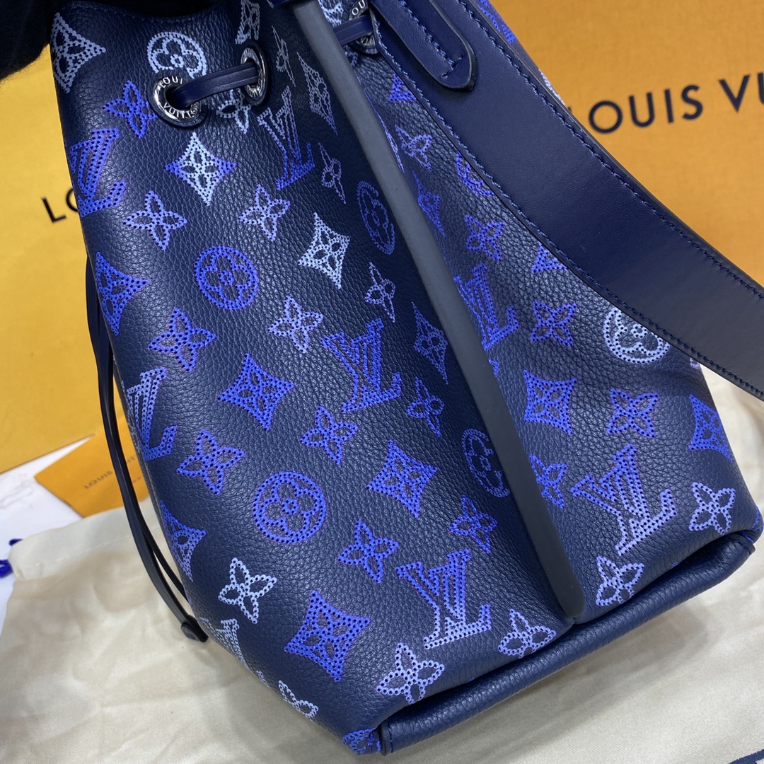 Louis Vuitton MURIA Bucket Bag Mahina Leather M59554 Navy Blue